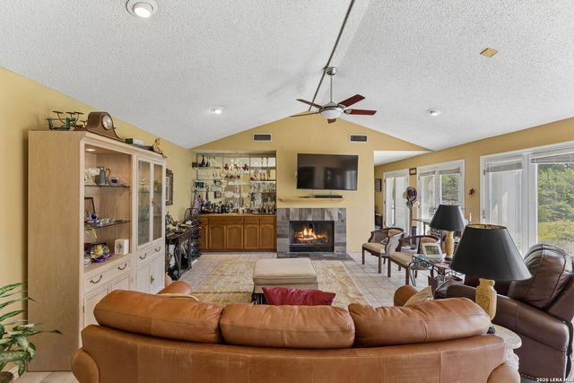 239 E Nottingham, San Antonio, TX 78209