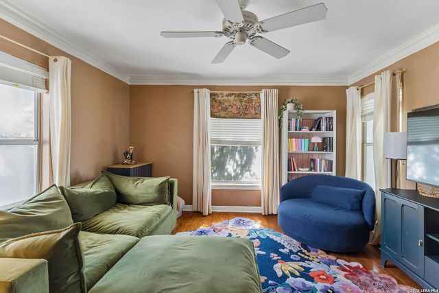 239 E Nottingham, San Antonio, TX 78209