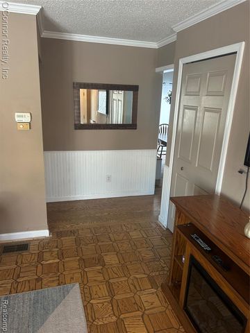 1337 Carolina Avenue, Marysville, MI 48040