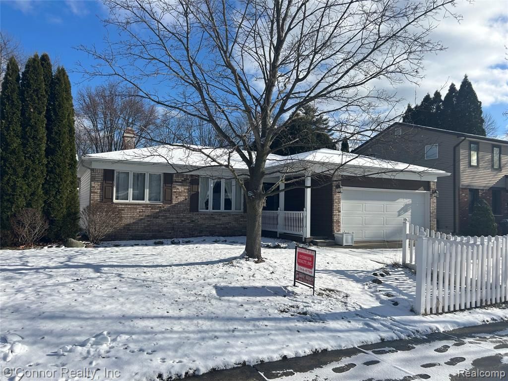 1337 Carolina Avenue, Marysville, MI 48040