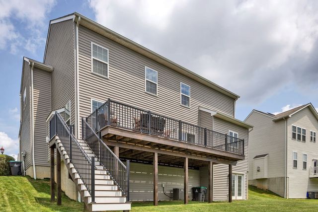 105 Birdie Dr., Cranberry Twp, PA 16066
