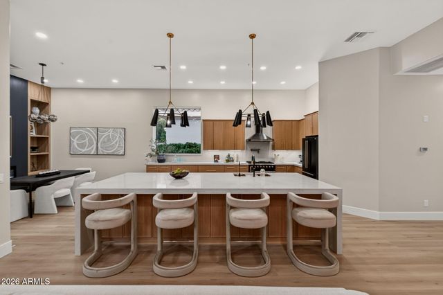 7238 E LUPINE Avenue, Scottsdale, AZ 85260