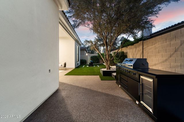 7238 E LUPINE Avenue, Scottsdale, AZ 85260