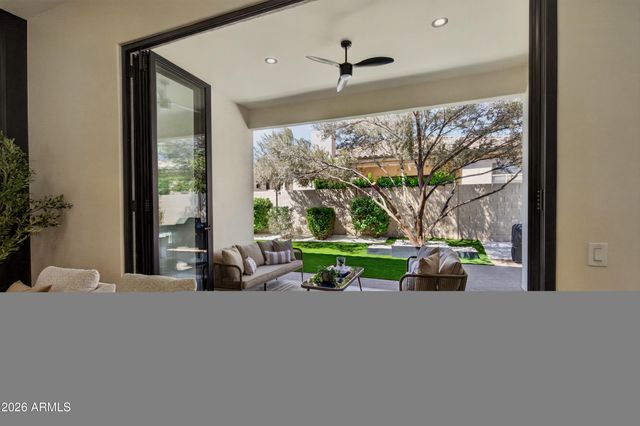 7238 E LUPINE Avenue, Scottsdale, AZ 85260