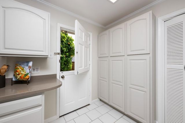 910 Folkstone Avenue, San Mateo, CA 94402