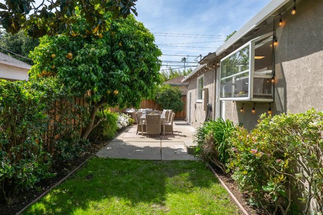 910 Folkstone Avenue, San Mateo, CA 94402