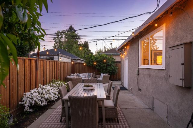 910 Folkstone Avenue, San Mateo, CA 94402