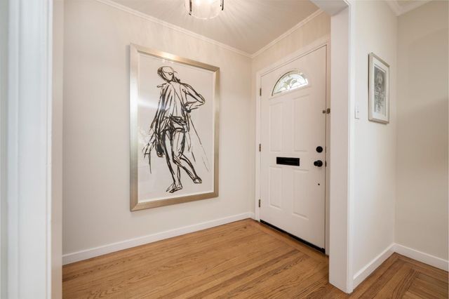 910 Folkstone Avenue, San Mateo, CA 94402