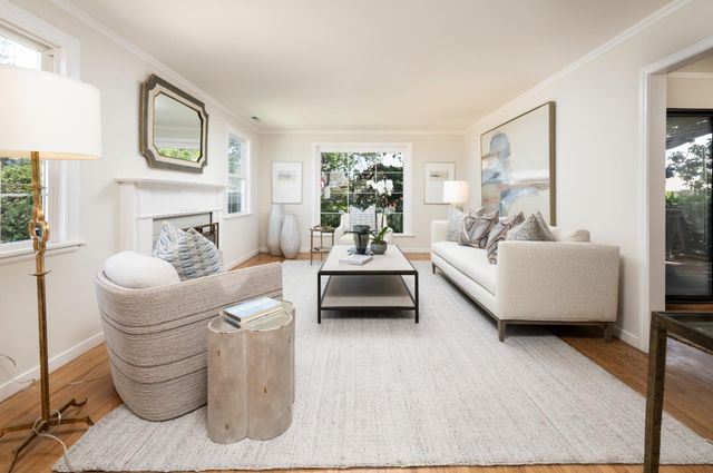 910 Folkstone Avenue, San Mateo, CA 94402