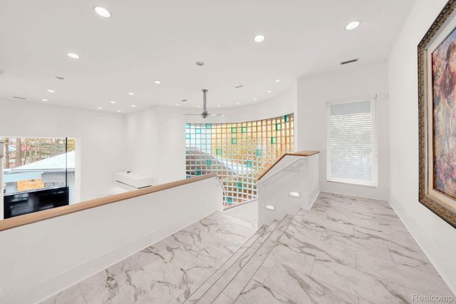 1744 Heron Ridge Drive, Bloomfield Hills, MI 48302