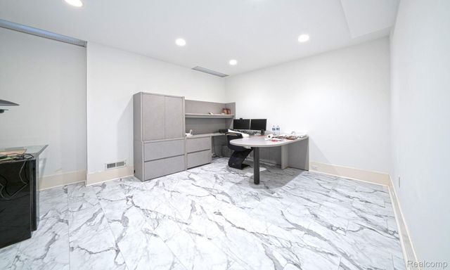 1744 Heron Ridge Drive, Bloomfield Hills, MI 48302