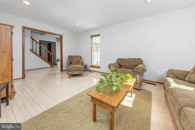 1080 SWANS WAY, Pittsgrove, NJ 08318