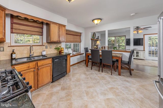 1080 SWANS WAY, Pittsgrove, NJ 08318