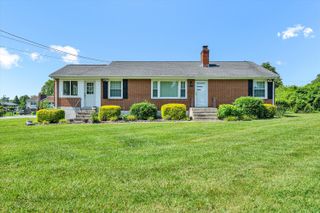 7704 Barrens RD, Roanoke, VA 24019