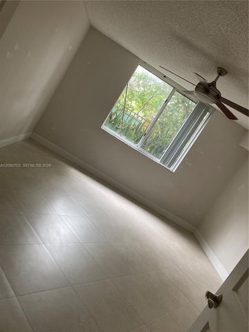 800 Scotia Dr 103, Hypoluxo, FL 33462
