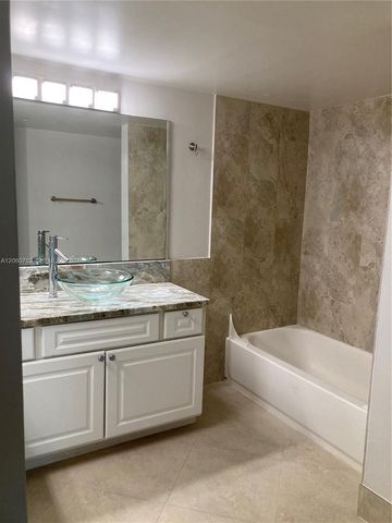 800 Scotia Dr 103, Hypoluxo, FL 33462