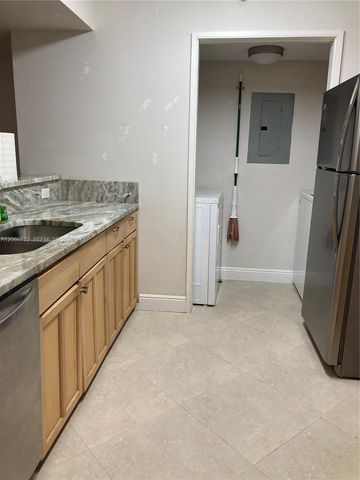 800 Scotia Dr 103, Hypoluxo, FL 33462
