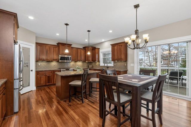 1226 Wenzel Way, Waunakee, WI 53597