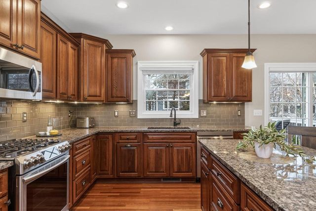 1226 Wenzel Way, Waunakee, WI 53597