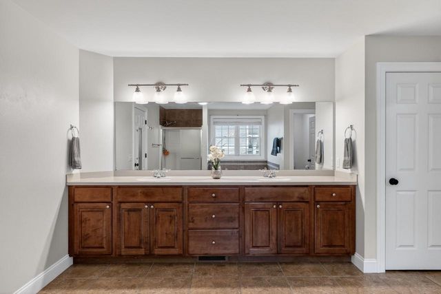 1226 Wenzel Way, Waunakee, WI 53597