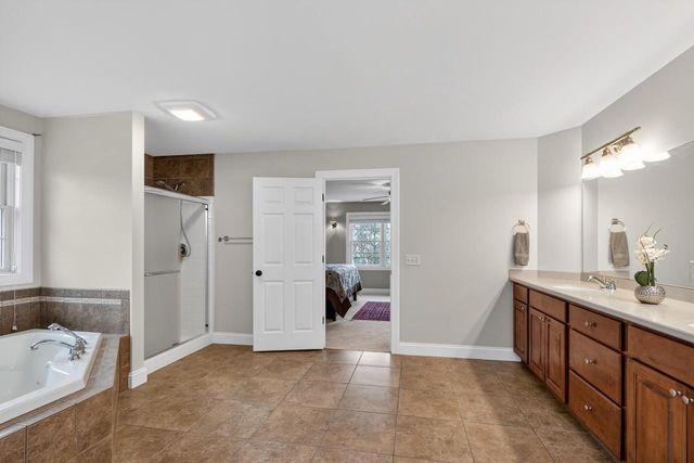 1226 Wenzel Way, Waunakee, WI 53597