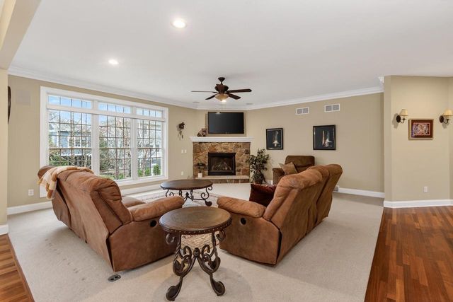 1226 Wenzel Way, Waunakee, WI 53597