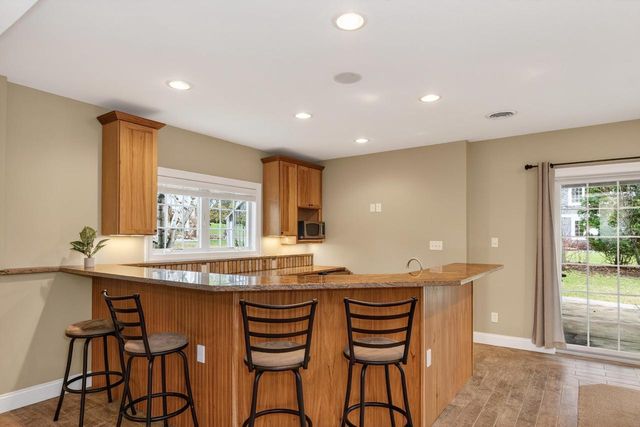1226 Wenzel Way, Waunakee, WI 53597