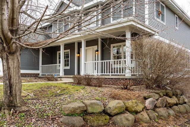 1226 Wenzel Way, Waunakee, WI 53597