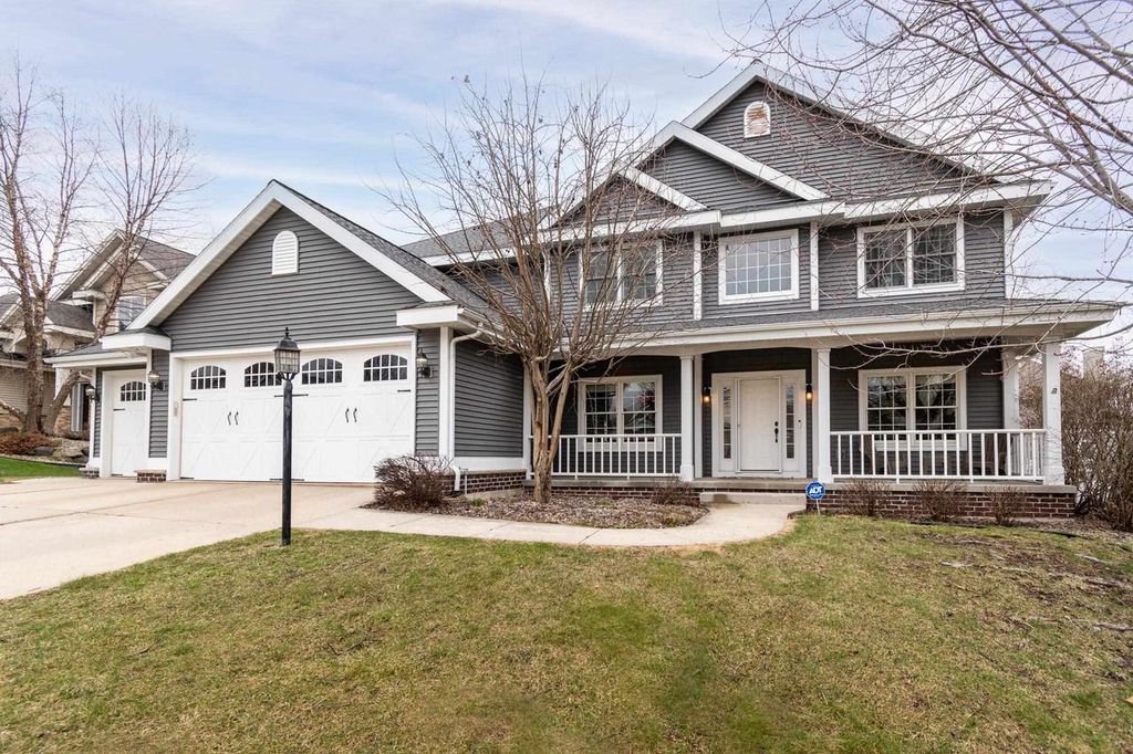 1226 Wenzel Way, Waunakee, WI 53597