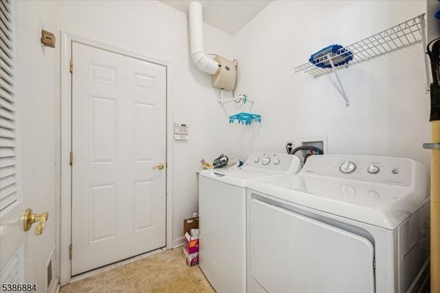 15 Republic Row, Franklin Twp., NJ 08873