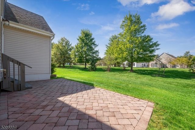 15 Republic Row, Franklin Twp., NJ 08873