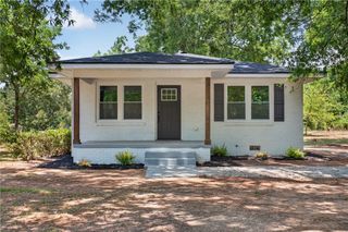 1310 Camelot Forest, Belton, SC 29627
