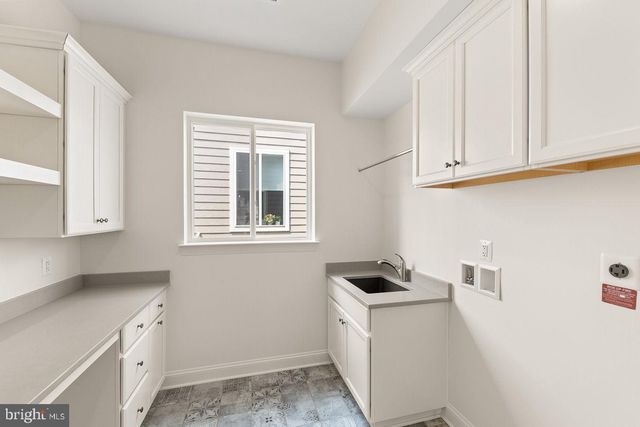 117 MALLARD DR, Lake Frederick, VA 22630