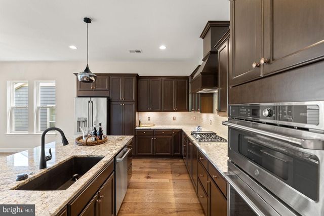 117 MALLARD DR, Lake Frederick, VA 22630