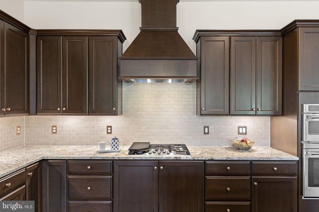 117 MALLARD DR, Lake Frederick, VA 22630
