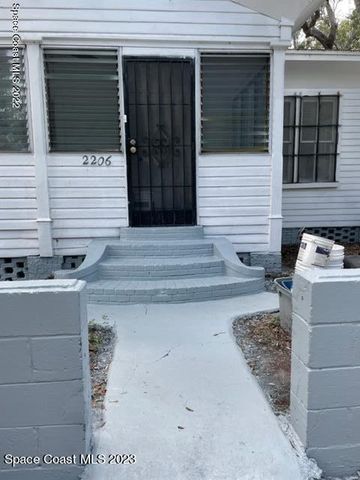 2206 Irwin Street, Melbourne, FL 32901