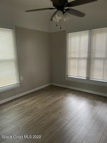 2206 Irwin Street, Melbourne, FL 32901