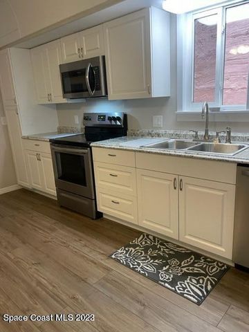 2206 Irwin Street, Melbourne, FL 32901