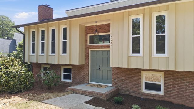 6220 Bramblewood Drive, Raleigh, NC 27612
