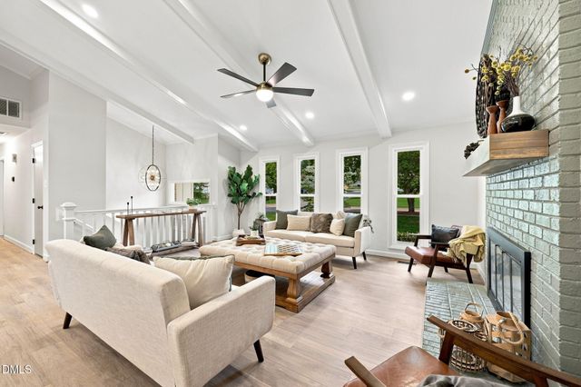 6220 Bramblewood Drive, Raleigh, NC 27612