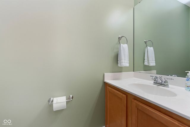 6686 Woodcrest Drive, Avon, IN 46123