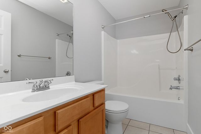 6686 Woodcrest Drive, Avon, IN 46123