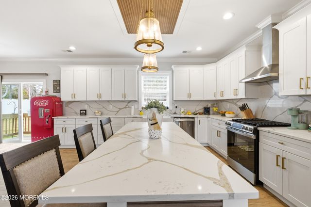 622 Lighthouse Drive, Manahawkin, NJ 08050