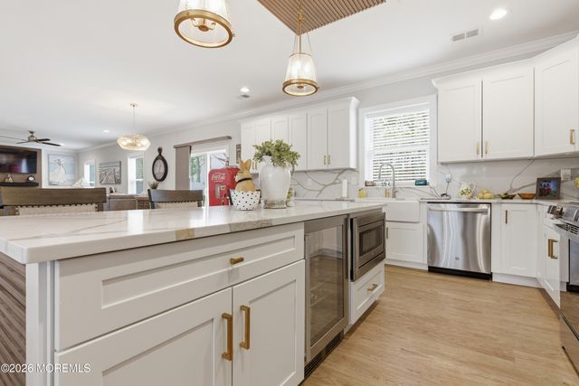 622 Lighthouse Drive, Manahawkin, NJ 08050