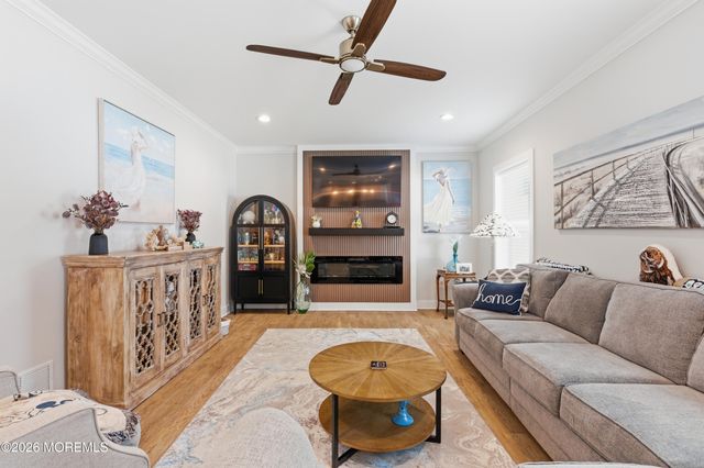 622 Lighthouse Drive, Manahawkin, NJ 08050