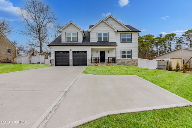 622 Lighthouse Drive, Manahawkin, NJ 08050