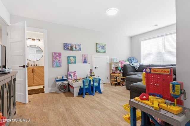 622 Lighthouse Drive, Manahawkin, NJ 08050