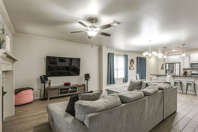 2232 Fallview Drive, Edmond, OK 73034