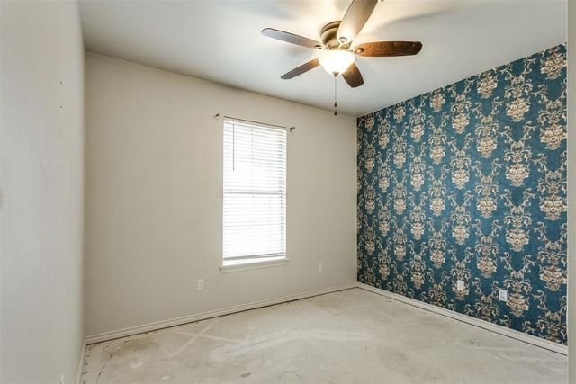 2232 Fallview Drive, Edmond, OK 73034