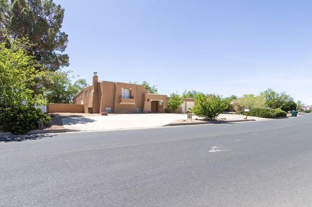 3606 Saint Andrews Drive SE, Rio Rancho, NM 87124